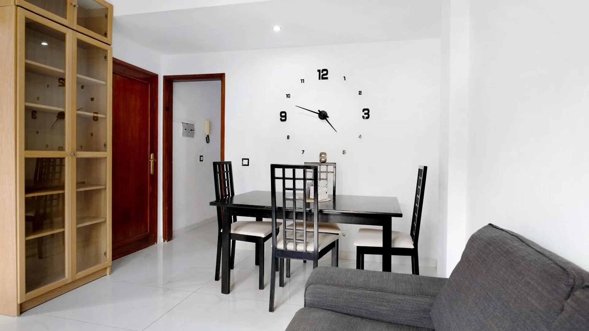 Holiday home Piso Leon Y Castillo B Arrecife  Spain